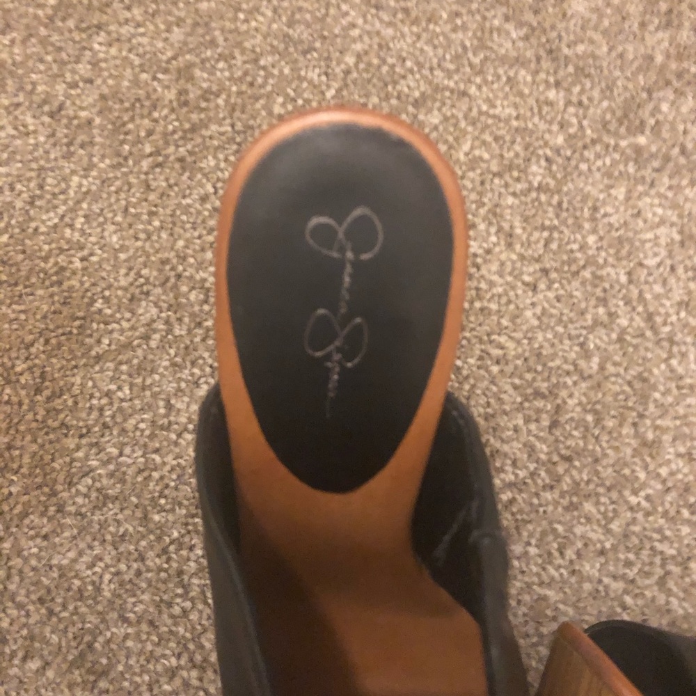 Jessica Simpson Heels - Picture 2 of 4